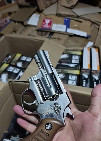 Revolver Chrome